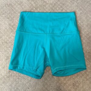 Lululemon Align Short 4 inch - Size 6